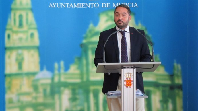 El eedil de Cultura Rafa Gómez en la presentación presupuestos de su concejalía