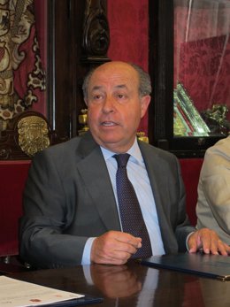 José Torres Hurtado.