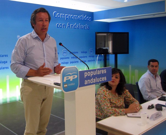 Carlos Floriano y Juanma Moreno en el comité de dirección del PP-A en Málaga