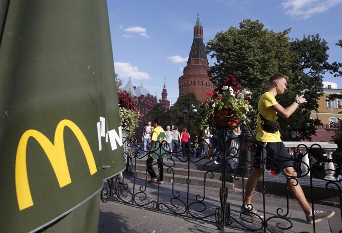 Restaurante de la cadena McDonald's cerrado en Moscú