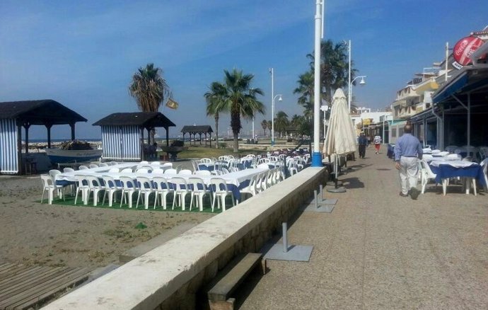Paseo marítimo chiringuito terraza bares playa Málaga