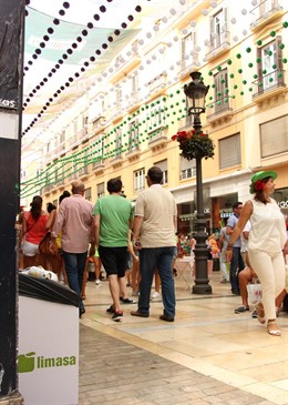 Feria de Málaga 2014 centro limpieza Limasa papeleres
