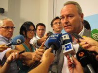 Fabra ve "de sentido común" la elección directa de alcaldes frente al "equilibrio democrático" para que no gobierne PP