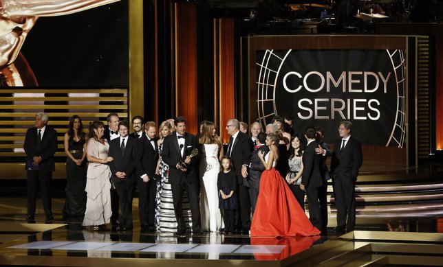 Executive producer Steven Levitan accepts the award for Outstanding Comedy Serie