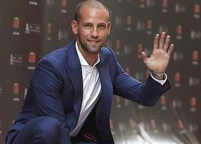 Gonzalo miro ficha por 13tv