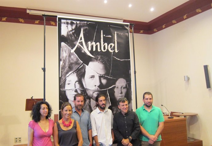 Protagonistas, director, guionista y autor cartel Ambel