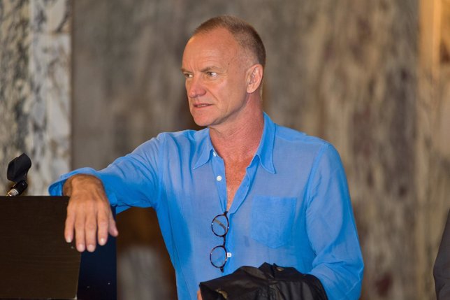 Recoge las uvas del cantante Sting por 262 euros, terapia o negocio
