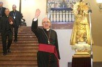 El Papa designa a Carlos Osoro nuevo arzobispo de Madrid y será sustituido por Cañizares en Valencia