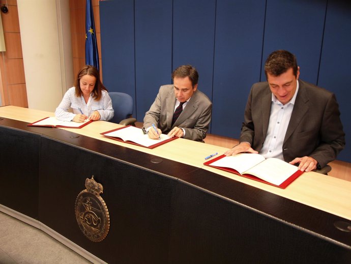 Firma de un acuerdo entre la CHE, Panticosa y Hoz de Jaca
