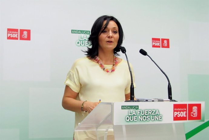 Rafaela Crespín en rueda de prensa