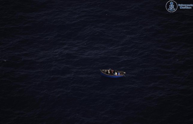 Rescatan una patera al sur de Fuerteventura