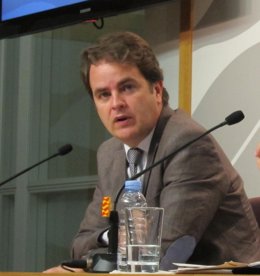 El portavoz del Gobierno de Aragón, Roberto Bermúdez de Castro