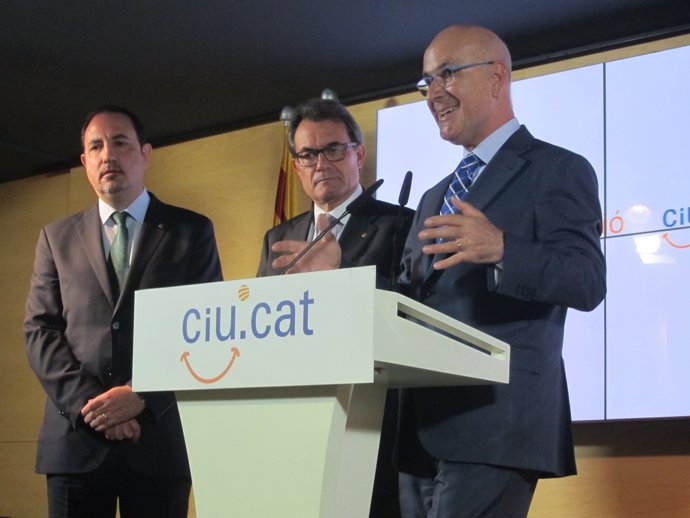 Ramon Espadaler (UDC), Artur Mas (CDC) y Josep Antoni Duran (UDC)