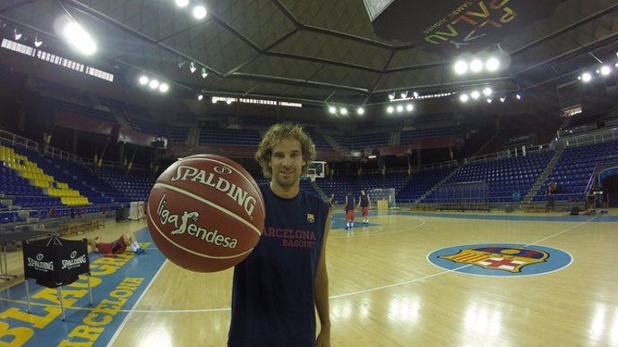 Roger Grimau entrenamiento Barcelona baloncesto