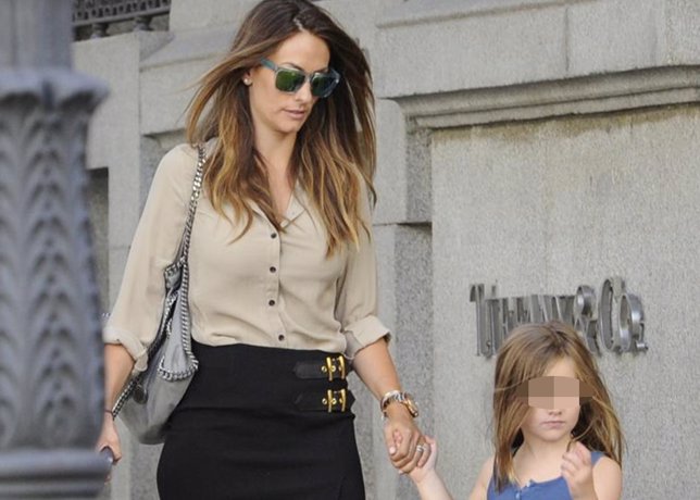 Nagore Aramburu disfrutó de unas compras con sus hijos antes de irse a Múnich