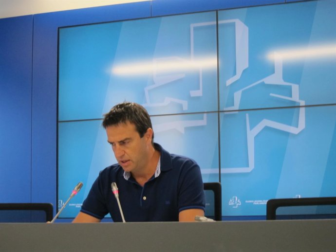 El parlamentario de UPyD en el parlamento vasco, gorka maneiro