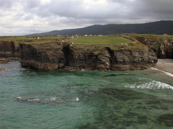 Playa de As Catedrais en Lugo