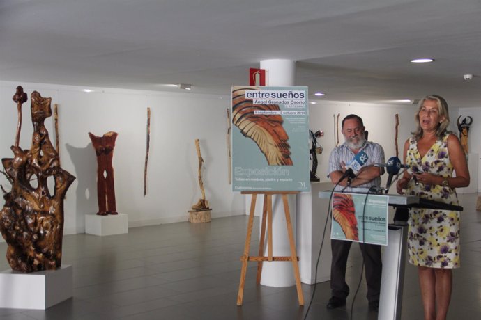Exposición madera, Entre sueños, Ángel Granados Osorio