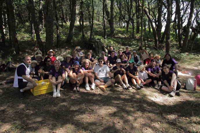 Foto Grupo 35 Pacientes Cáncer Tiroides Camino Santiago