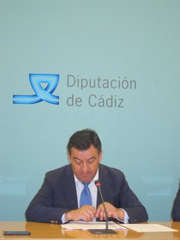 José Loaiza en rueda de prensa
