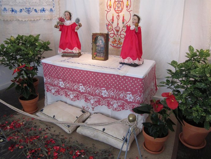 Altar de La Alberca presente en la exposición 'Mixticismos' en La Salina