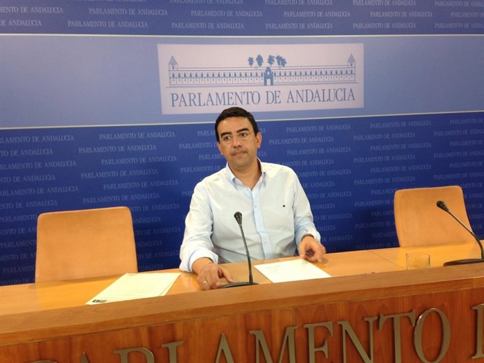 Mario Jiménez, este miércoles