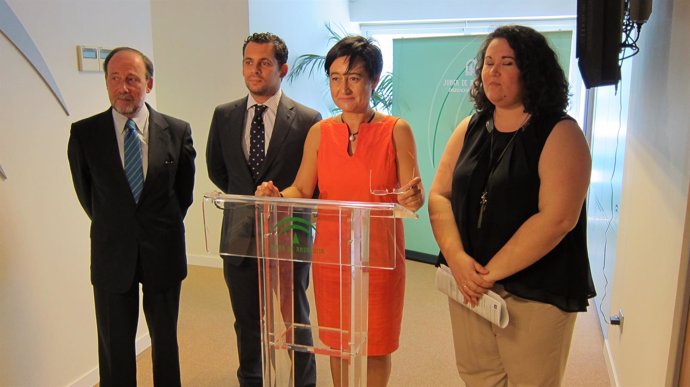 La Junta presenta en Madrid un acuerdo con Inturjoven