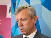 Alfonso Rueda insta a Navantia a ser "lo más diligente posible" para encontrar nuevos mercados