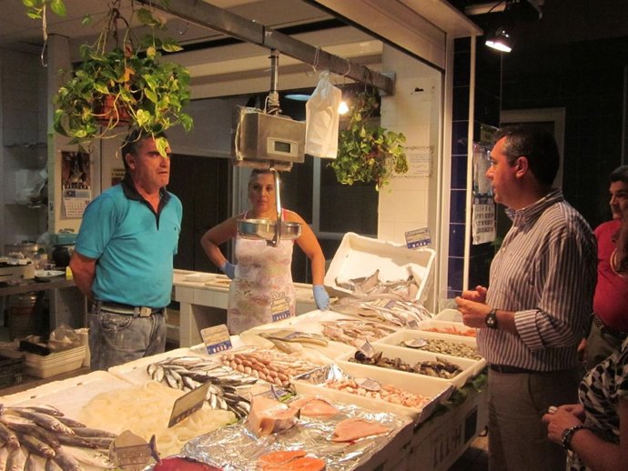 Espadas en el mercado de Bellavista.