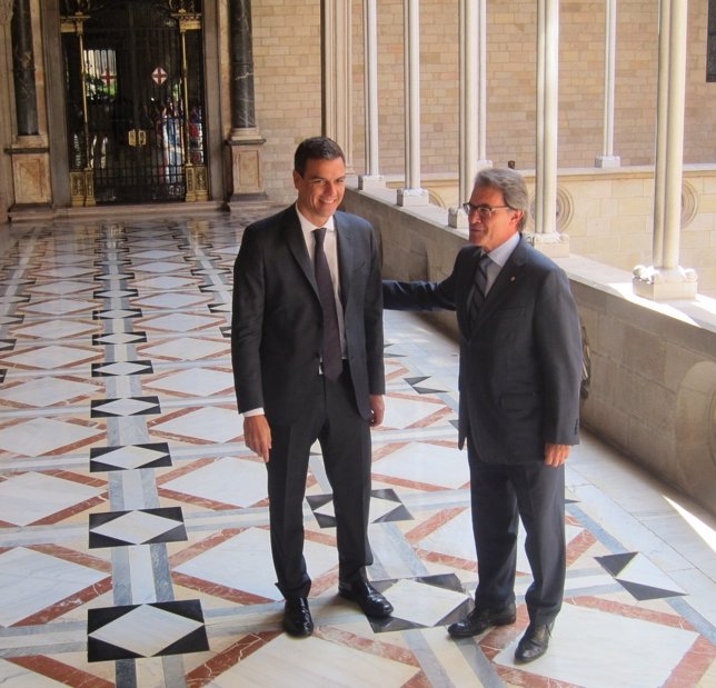 Secretario general del PSOE Pedro Sánchez y el pte.De la Generalitat Artur Mas