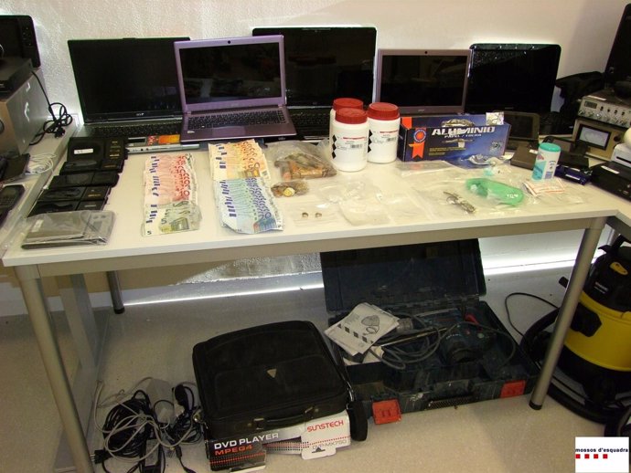 Cuatro detenidos en Deltebre por vender droga en un piso