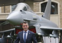 La OTAN critica que Rusia siga desestabilizando el este pese al plan de paz ofrecido por Putin