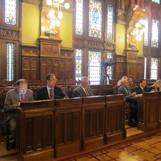 Síndicos, presidente del CES y consejero de Presidencia. 