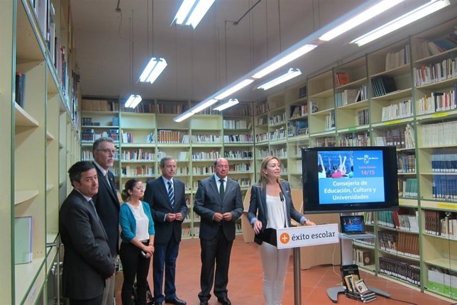 Consejero y técnicos de Educación