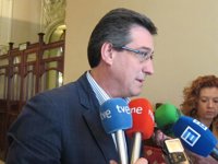 UPyD pregunta al Gobierno qué está haciendo para evitar que la ruta aérea Asturias-Madrid sea de un solo operador