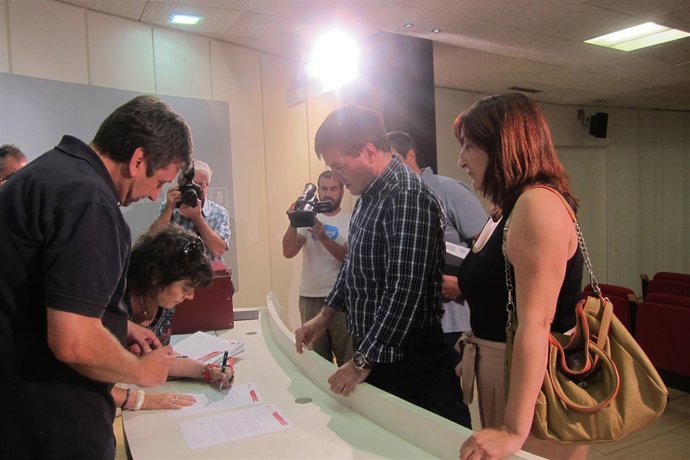 Presentación de avales de la candidatura de Iñaki Egaña