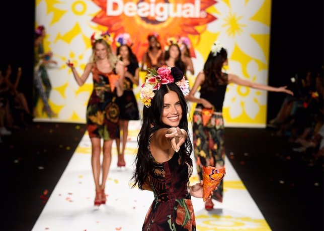 Desigual adriana lima