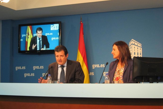 Císcar y Català en rueda de prensa