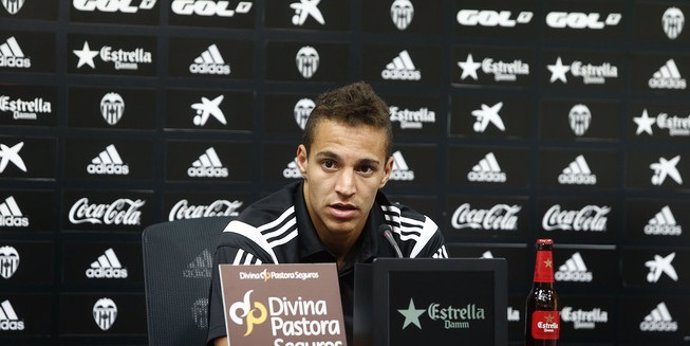 Rodrigo (Valencia) en rueda de prensa