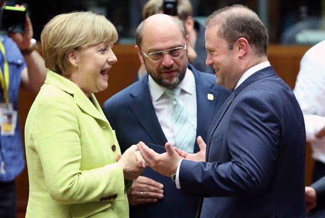 Merkel, Schulz y Muscat en la cumbre de la UE 