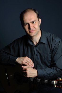 Rovshan Mamedkuliev gana el XLVIII Certamen Internacional Francisco Tárrega. 