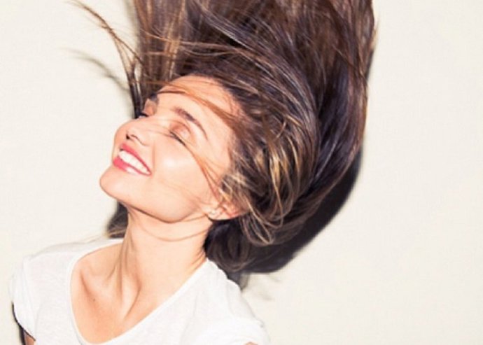 Miranda kerrs inmensamente feliz post-vacacional 