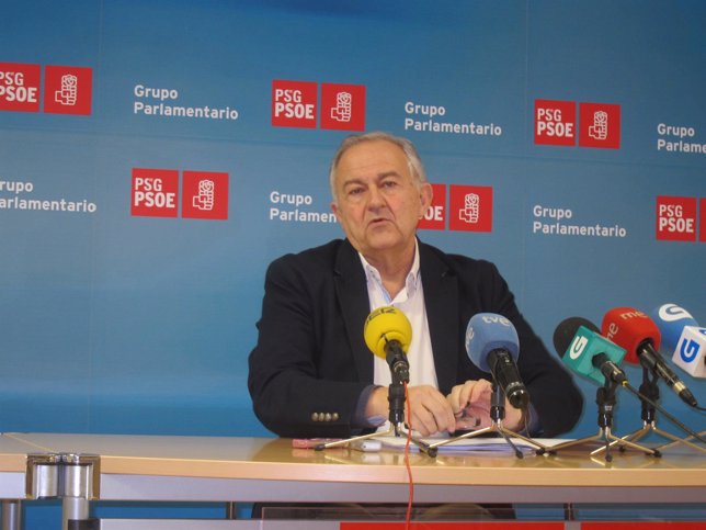 El portavoz parlamentario del PSdeG, José Luis Méndez Romeu