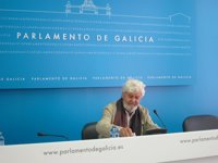 Beiras (AGE) asegura que la respuesta a la "antidemocrática" reforma electoral del PP son "los frentes amplios"