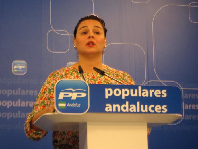 La vicesecretaria general del PP-A, Virginia Pérez, en rueda de prensa