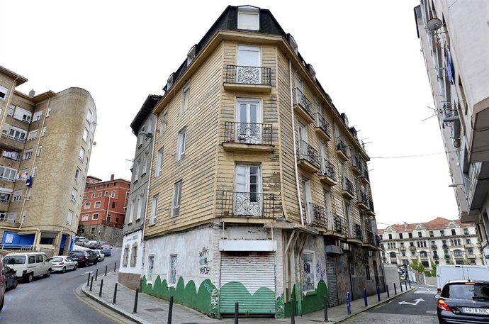 Edificio calle Barcelona