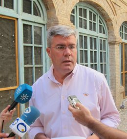 José Enrique Fernández de Moya