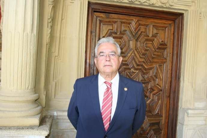Antonio Marín, presidente de la Academia de Veterinarias de Andalucía Oriental