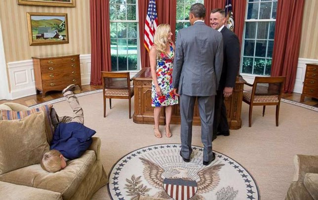 La foto del niño que se aburre con Obama en la Casa Blanca se hace viral