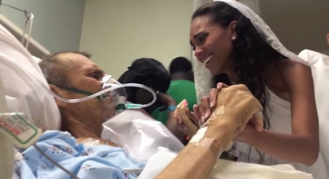 Padre e hija bailando el último baile en el hospital